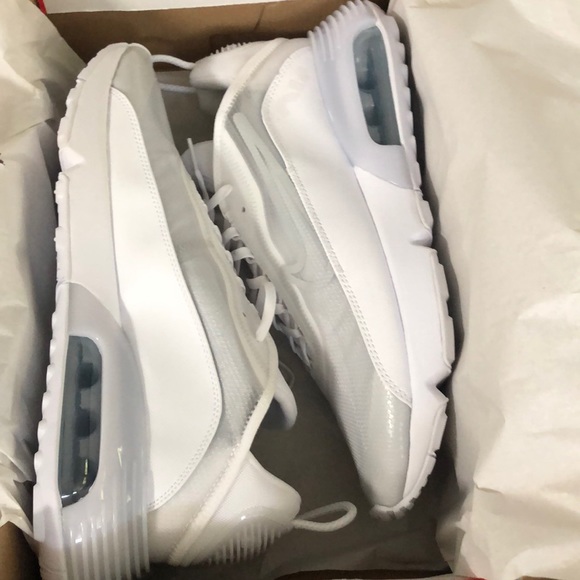 **SOLD**  Triple white Nike Air Max 2090 - Picture 7 of 8